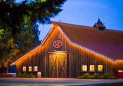 The Kelly Farm in Bonney Lake with Mama Stortini's Catering